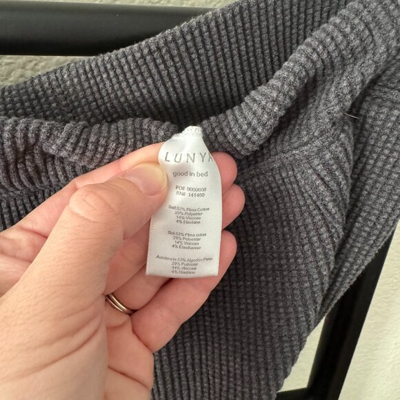 LUNYA Restore Thermal Waffle Knit Draped Lounge Joggers Size XL - Picture 5 of 9